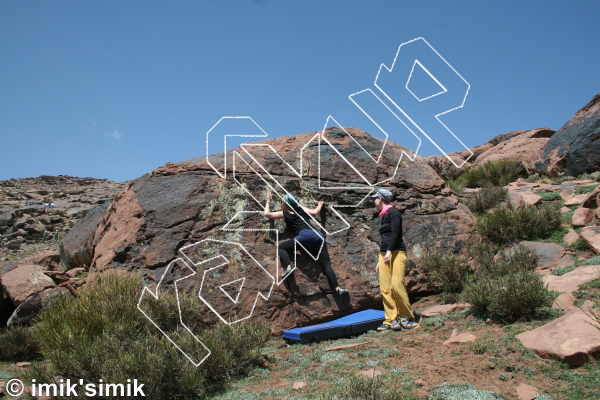 photo of Makien Muskin , VB  at Makien Muskin from Morocco: Oukaimeden Bouldering