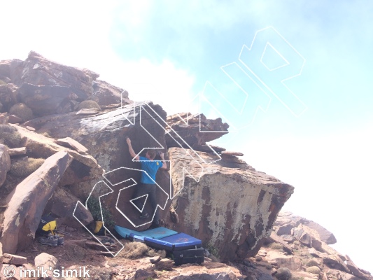 photo of Northern Teardrop from Morocco: Oukaimeden Bouldering