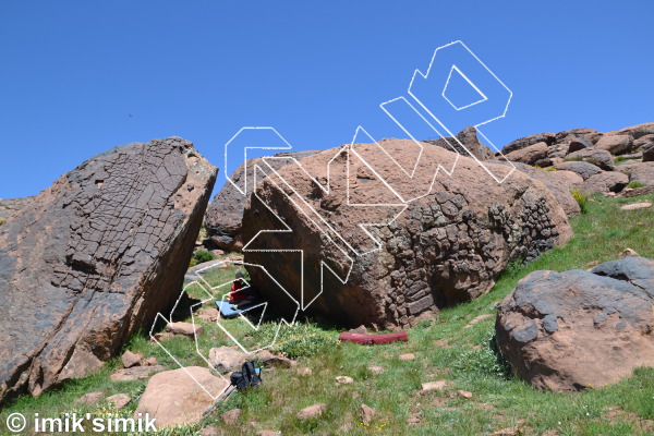 photo of 3x3=6, VB+  at Boulemma from Morocco: Oukaimeden Bouldering