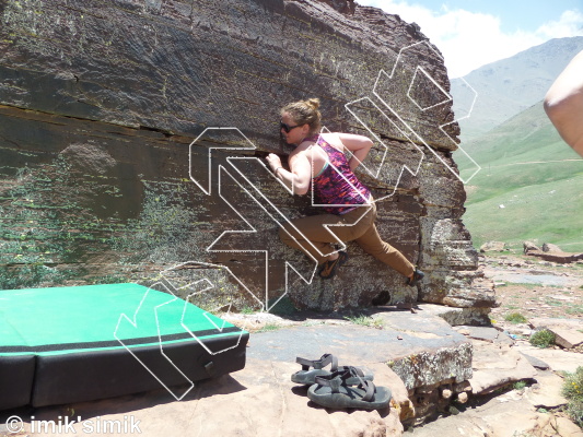 photo of Low Rider , V2  at Low Rider from Morocco: Oukaimeden Bouldering