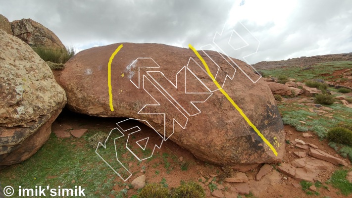 photo of Tricky Bean, V2  at Bean from Oukaimeden Bouldering Morocco