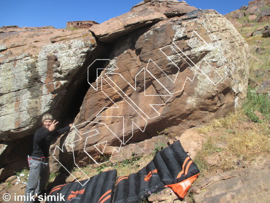 photo of Jumping Jacks, V0 ★ at The Guardian  from Morocco: Oukaimeden Bouldering