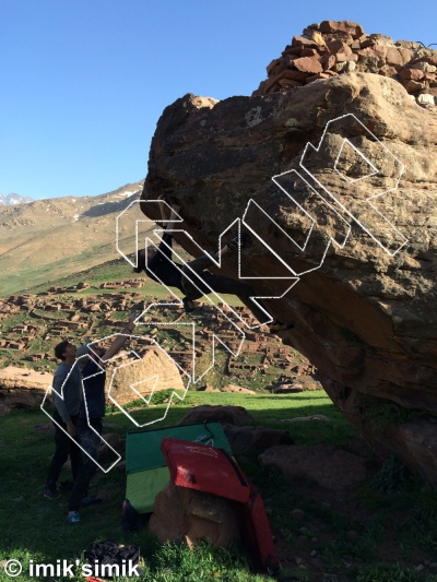 photo of Swing , V2+  at Swing from Morocco: Oukaimeden Bouldering