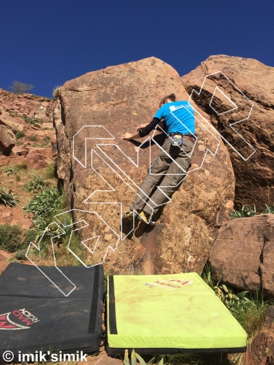 photo of Naughty Slab , V0  at Naughty Slab from Morocco: Oukaimeden Bouldering