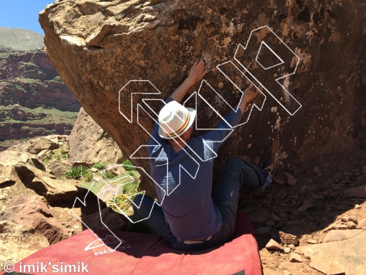 photo of PROJECT - Mono Penotti, V3  at Monkey Gym from Morocco: Oukaimeden Bouldering