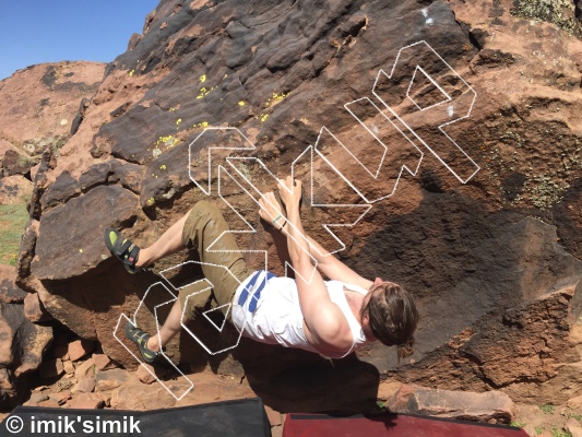 photo of Hanuman , V2  at Hanuman from Morocco: Oukaimeden Bouldering