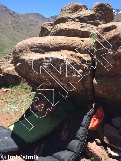 photo of Opel , V3+  at Opel from Oukaimeden Bouldering Morocco