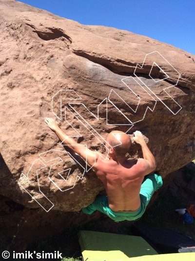 photo of Cabron, V4+  at The Nose from Morocco: Oukaimeden Bouldering