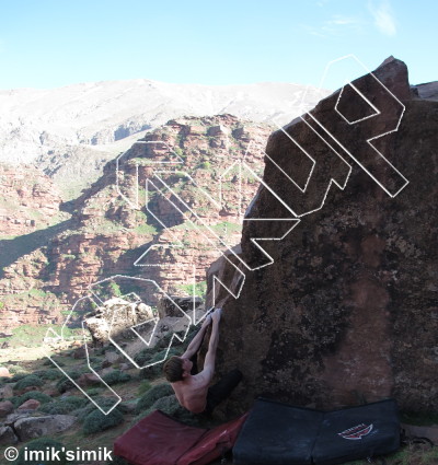 photo of Two Face , V4  at Two Face from Morocco: Oukaimeden Bouldering