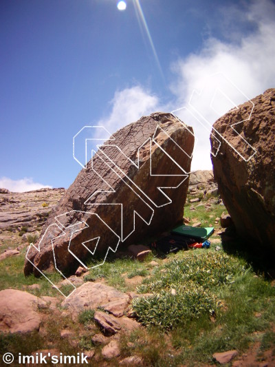photo of Lost Hold, V3  at Tranche from Morocco: Oukaimeden Bouldering