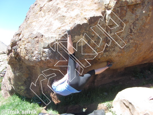 photo of Tarte Tartain , V4 ★ at Tarte Tartain from Morocco: Oukaimeden Bouldering