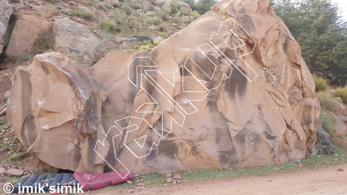 photo of Follow the Fig, V2  at Roadblock from Morocco: Oukaimeden Bouldering