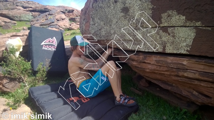 photo of Up & Over from Morocco: Oukaimeden Bouldering