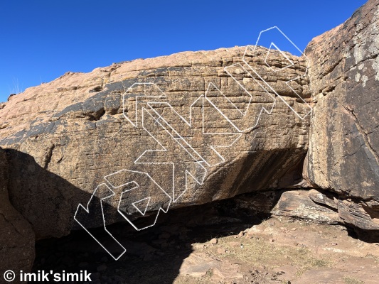 photo of Cowgirl, V3  at All alone from Morocco: Oukaimeden Bouldering