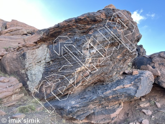 photo of Florida, V0  at Carter from Morocco: Oukaimeden Bouldering