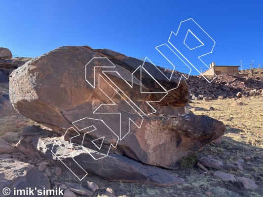 photo of Légendes, V0  at La culture  from Morocco: Oukaimeden Bouldering