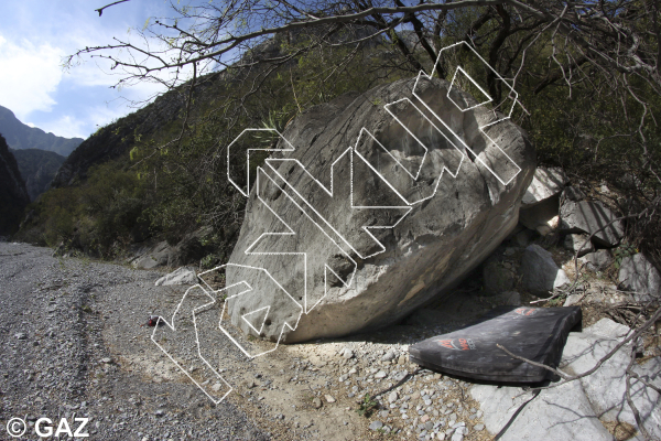 photo of Soy la Tormenta, V8 ★★★★★ at Boulders at Guittaritas from Parque La Huasteca
