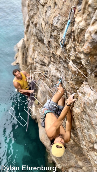 photo of Top 15 Unusual Climbs on Koh Tao!,   at Best Lines on Koh Tao from Thailand: Koh Tao