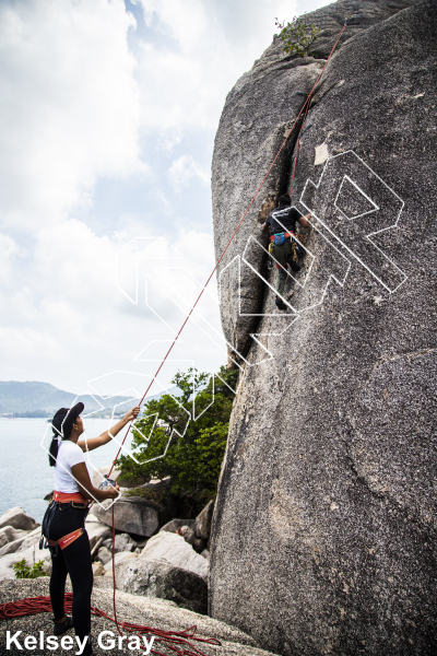 photo of Mike's Crack, 5.10a ★★★ at Jansom Bay from Thailand: Koh Tao