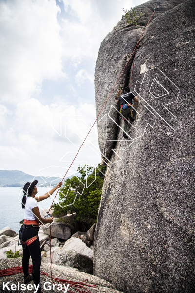 Mike's Crack, 5.10a ★★★ at Jansom Bay from Thailand: Koh Tao photo of Mike's Crack, 5.10a ★★★ at Jansom Bay from Thailand: Koh Tao