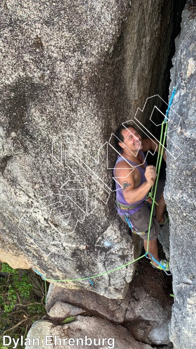 photo of Temple Run, 5.9 ★★★ at Temple Rock from Thailand: Koh Tao