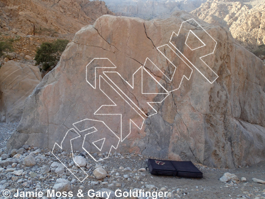 photo of Pink & Streaky from Oman: Bouldering