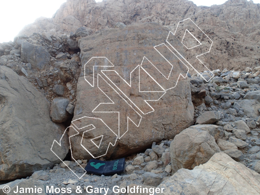 photo of Block on the Hill from Oman: Bouldering