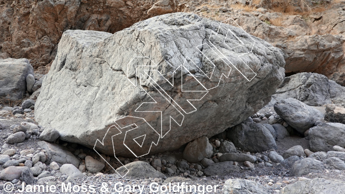 photo of Slanted Roof from Oman: Bouldering