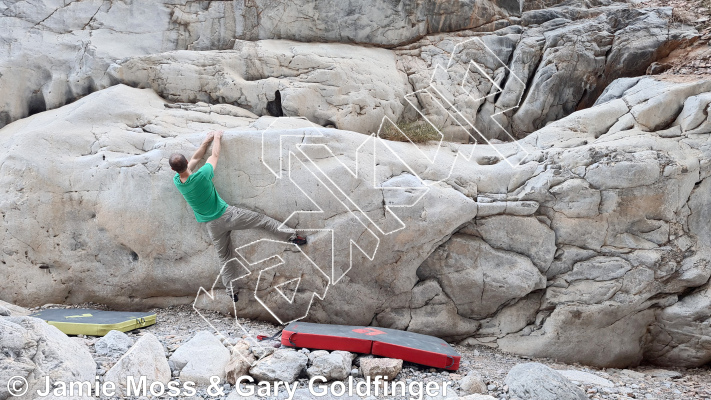 photo of White Wall from Oman: Bouldering