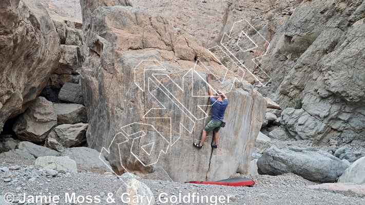 photo of Three Cracks Boulder from Oman: Bouldering