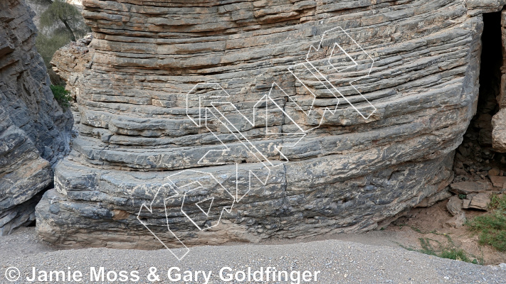 photo of Shady Boulder from Oman: Bouldering