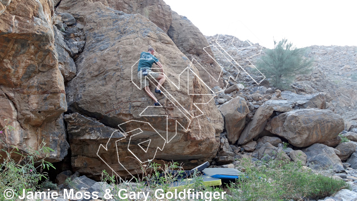 photo of Orange Face from Oman: Bouldering