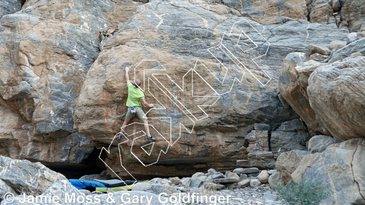 photo of Orange Face from Oman: Bouldering