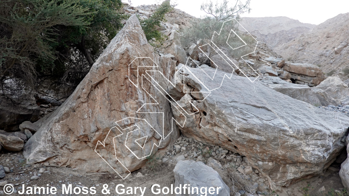 photo of Pink Pyramid from Oman: Bouldering