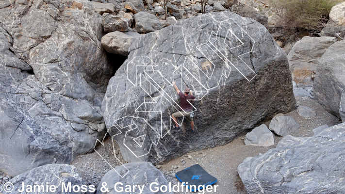 photo of Crimpy Boulder from Oman: Bouldering