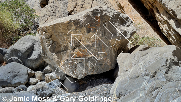 photo of Little Boulder from Oman: Bouldering