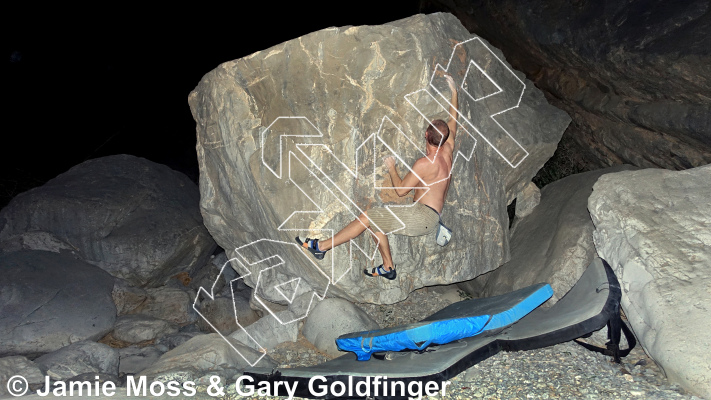 photo of Little Boulder from Oman: Bouldering