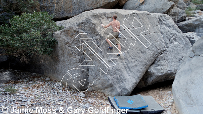 photo of V-Cracks from Oman: Bouldering