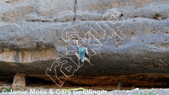 photo of Upper Pool Wall from Oman: Bouldering