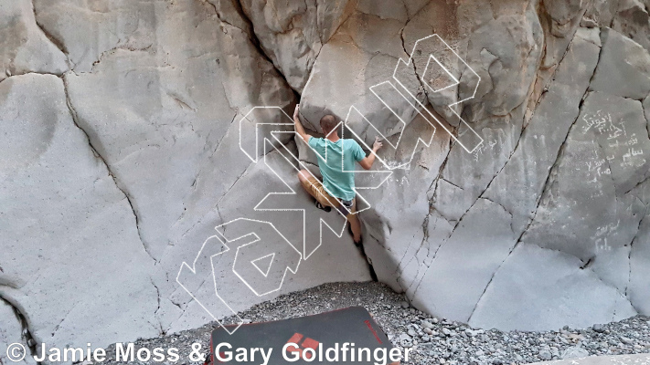 photo of Leapin' Lizards from Oman: Bouldering