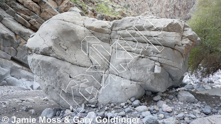 photo of Scarred Boulder from Oman: Bouldering