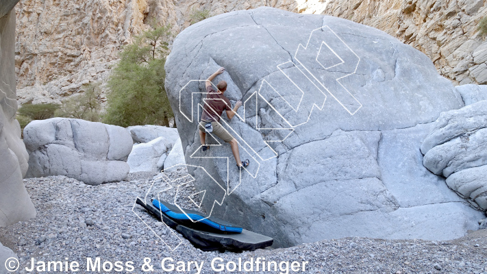 photo of The Unicorn Boulder from Oman: Bouldering