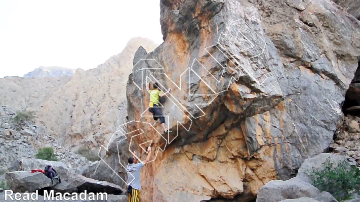 photo of Perspective Boulder from Oman: Bouldering