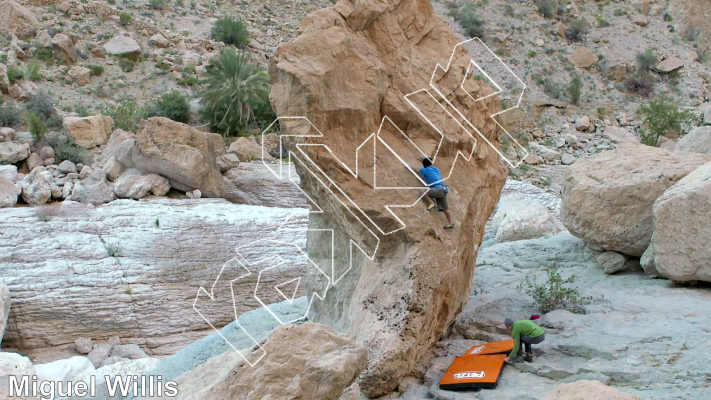 photo of Trapezoid Boulder from Oman: Bouldering