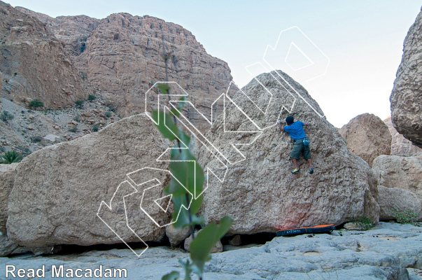 photo of Phil's Boulder from Oman: Bouldering