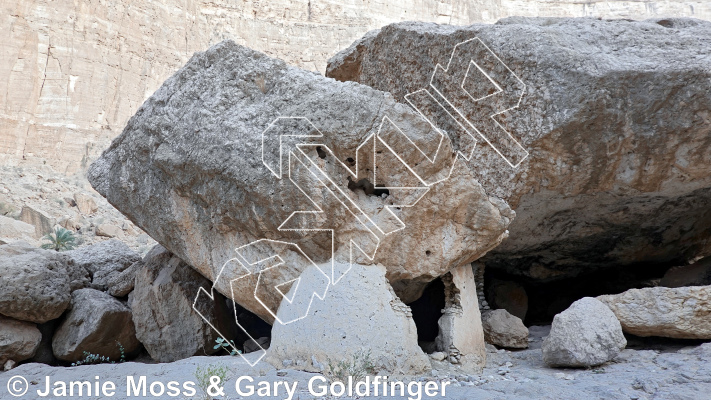 photo of Incredible Journey Boulder from Oman: Bouldering