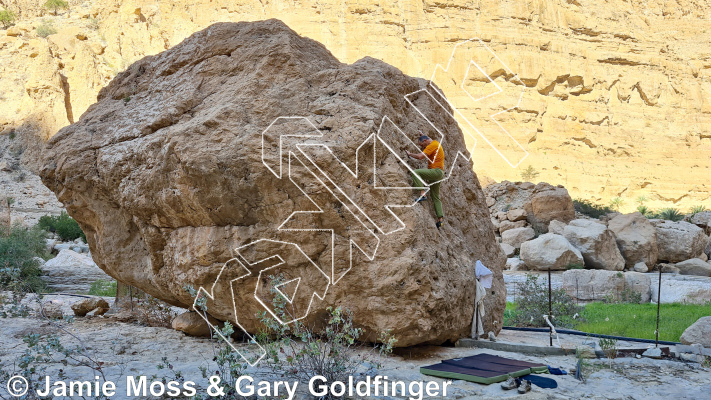 photo of Garden Boulder from Oman: Bouldering