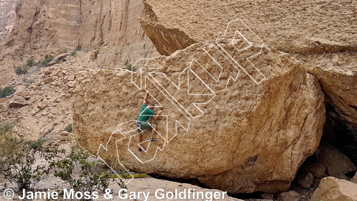 photo of Giant Slab from Oman: Bouldering