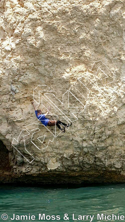 photo of Four Kings, 5.11d/12a  at Casino Wall from Oman: Deep-Water Soloing