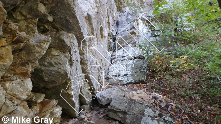 photo of Pernicious Twits, 5.9 ★★★★ at Entrance Walls from Smoke Hole: Entrance Walls, Copperhead Cove, and Jake Hill